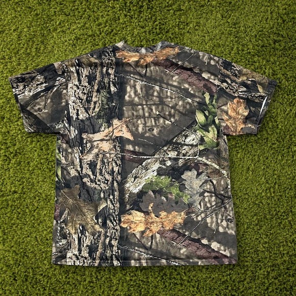 Y2K Mossy Oak AOP Realtree Camo T-Shirt - Picture 2 of 6